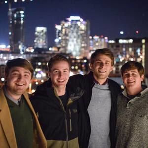 Meet your Posher, Casey